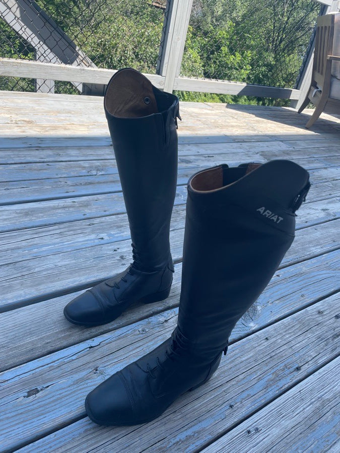 Ariat Palisade size 8