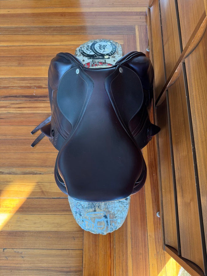 17” 2016 CWD SE09 Monoflap Saddle - Full Calf - Immaculate