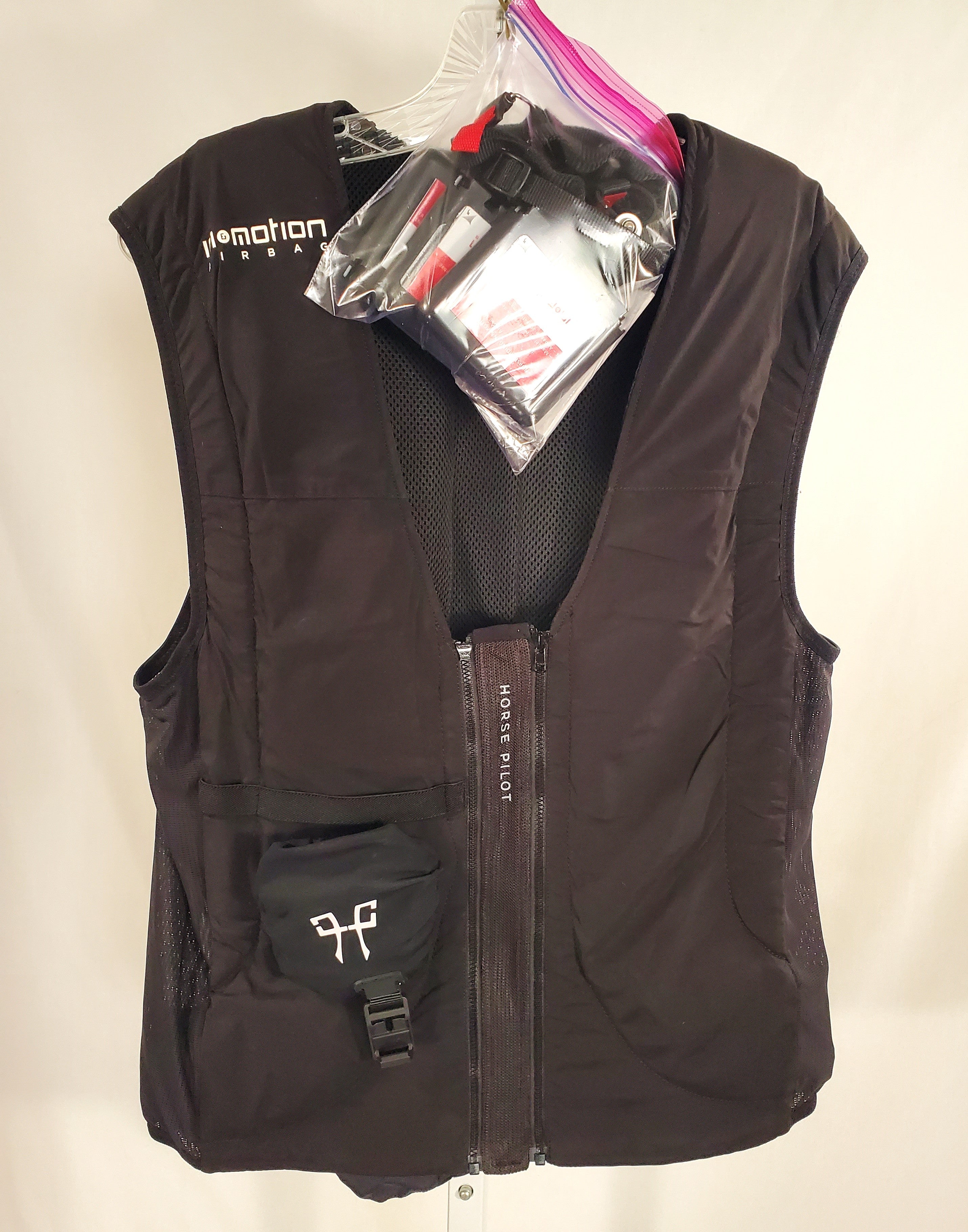 Horse Pilot Unisex Airbag Vest with 3 CO2 Cartridges - XL - New!