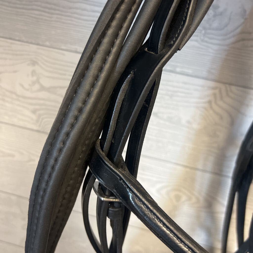 Padded Dressage bridle with reins