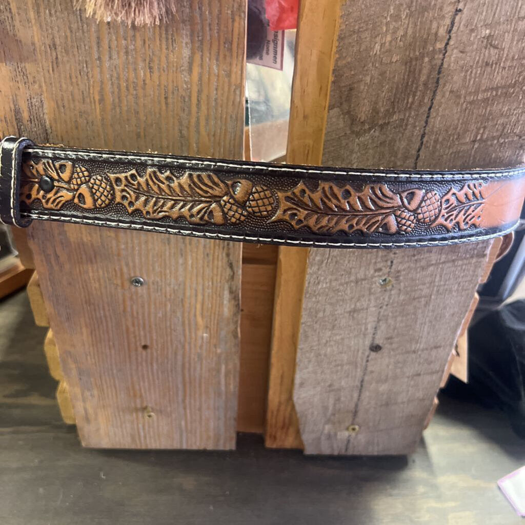Leather belt- Acorn