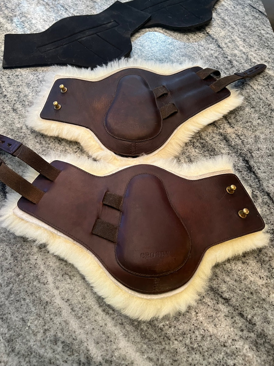 Crosby equitation hind boots with interchangeable liners