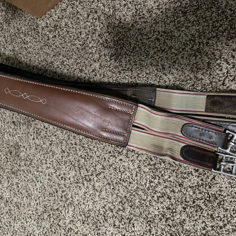 M. Toulouse Leather Girth
